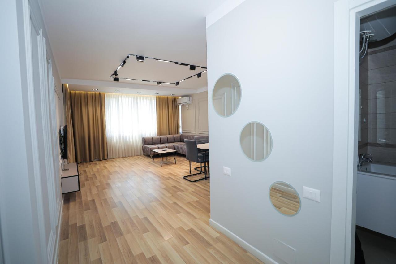 Miku Apartment -Outstanding Apartment At Taiwan Tirana Exterior foto