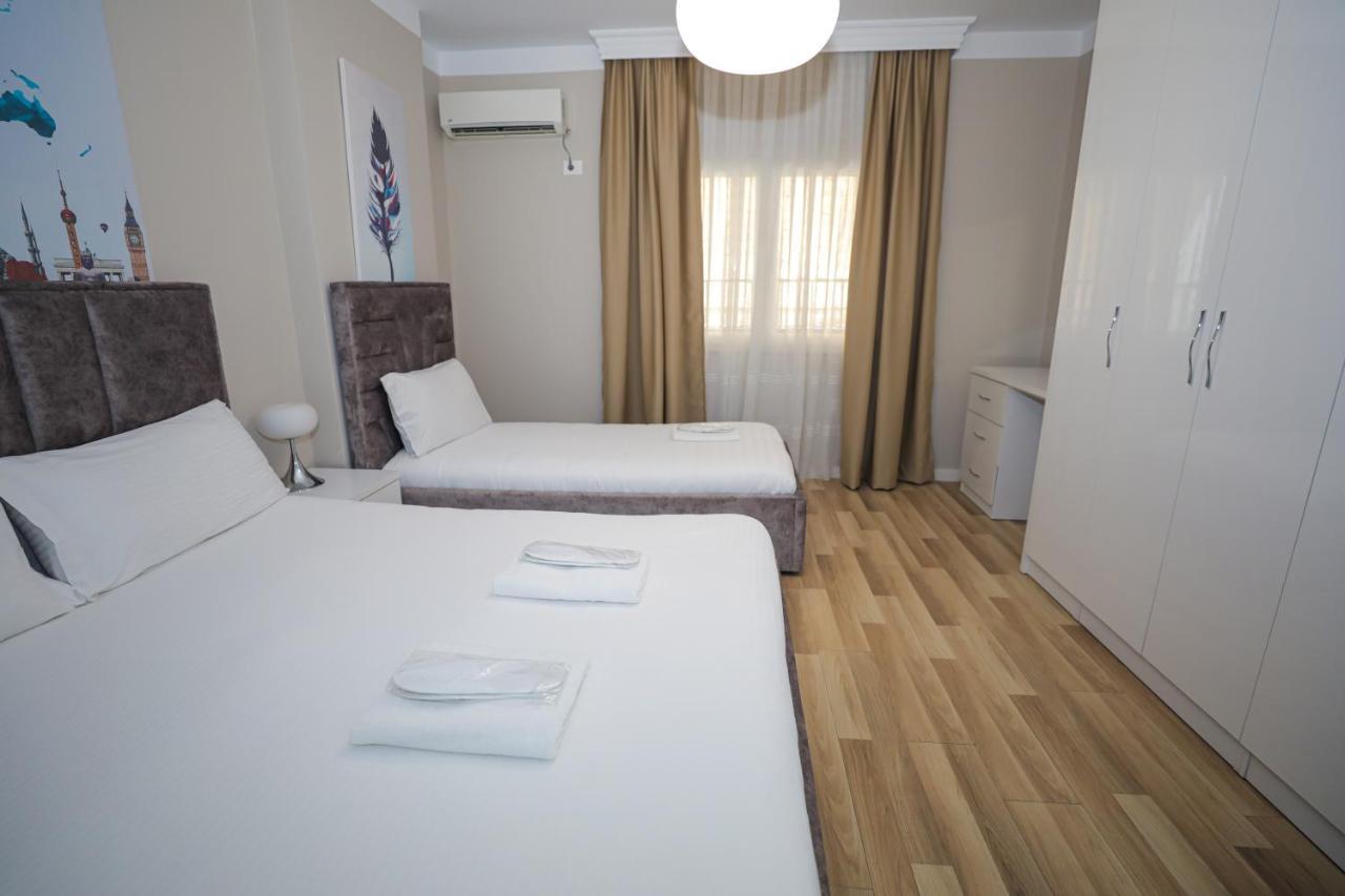 Miku Apartment -Outstanding Apartment At Taiwan Tirana Exterior foto