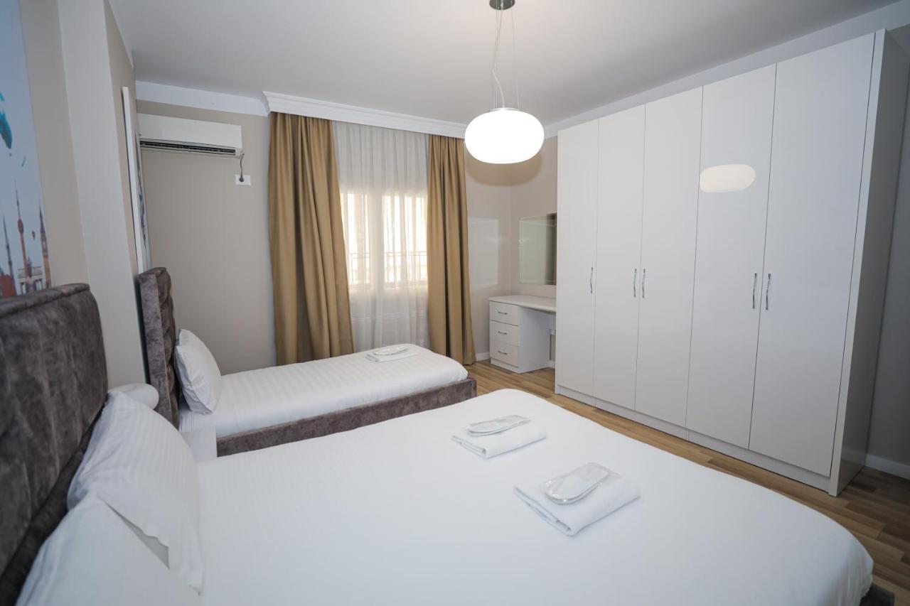 Miku Apartment -Outstanding Apartment At Taiwan Tirana Exterior foto