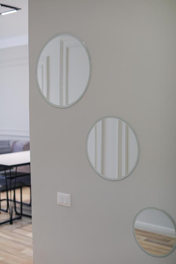 Miku Apartment -Outstanding Apartment At Taiwan Tirana Exterior foto